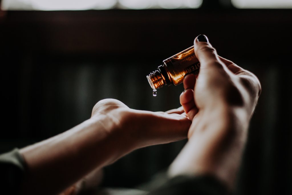 Here’s what getting a massage with CBD oil is like
